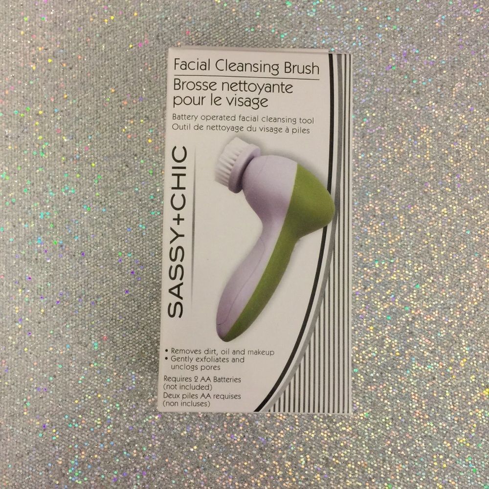 Battery Operated Facial Cleansing Brush